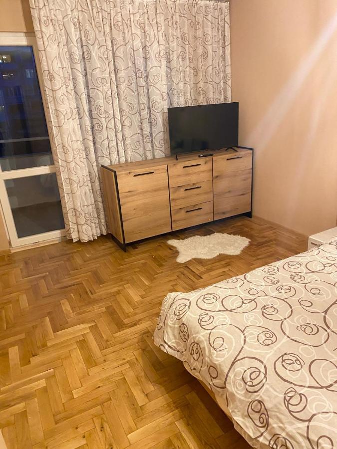 Spacious Apartment Next To South Park Просторен Апартамент До Южен Парк Top Location София Экстерьер фото