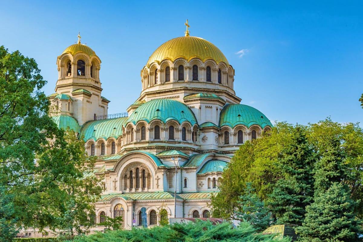 Spacious Apartment Next To South Park Просторен Апартамент До Южен Парк Top Location София Экстерьер фото