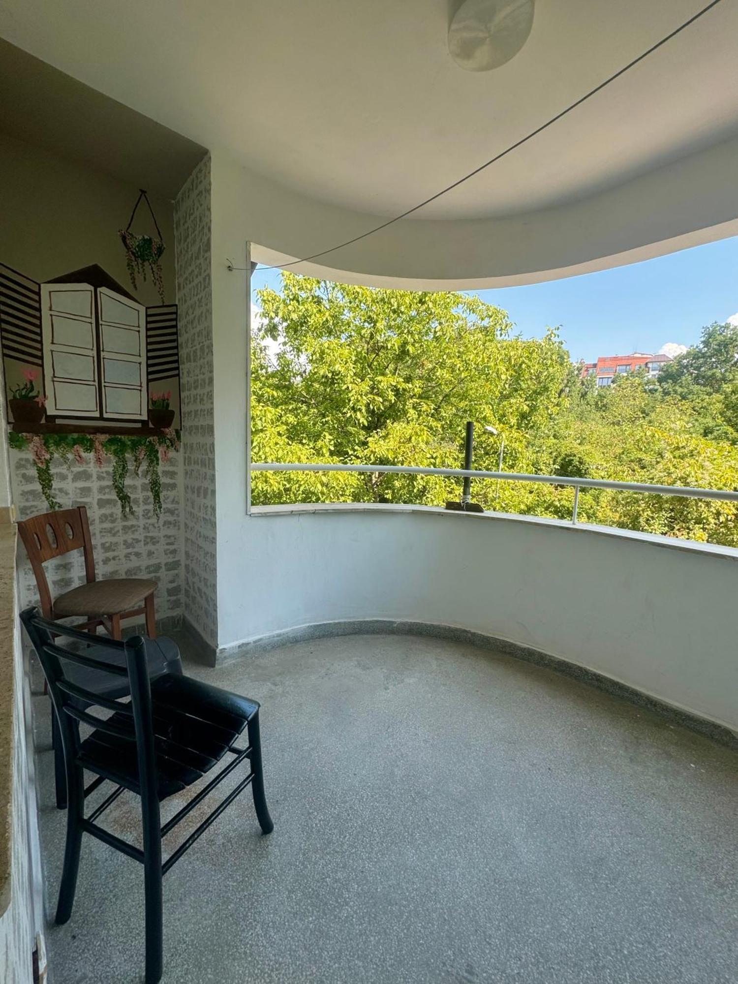 Spacious Apartment Next To South Park Просторен Апартамент До Южен Парк Top Location София Экстерьер фото